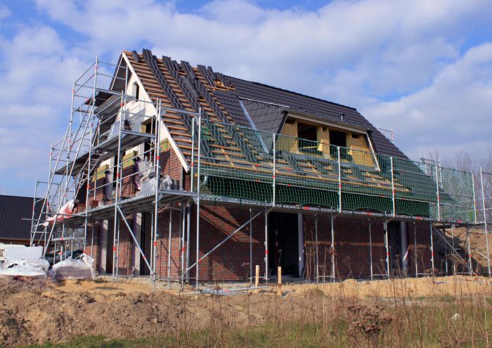 Haus mit einem Gerüst